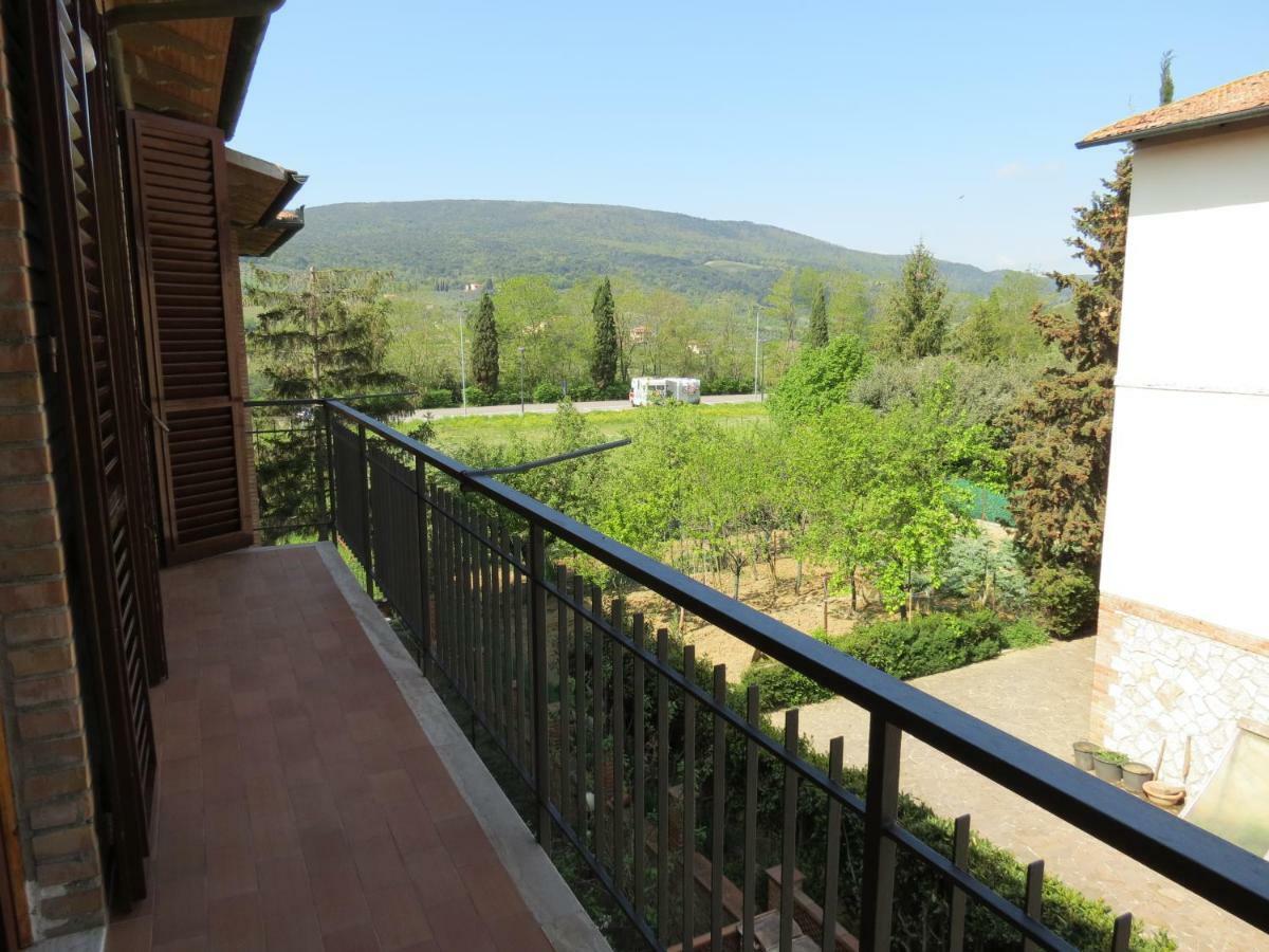 Casa Giovanni Сан Джиминяно Екстериор снимка
